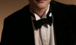 娱乐八卦吃瓜冯绍峰视频播放,吃瓜群众又添新素材